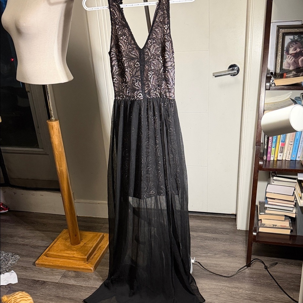 Dynamite Black Sheer Lace Backless Dress - Picture 4 of 9